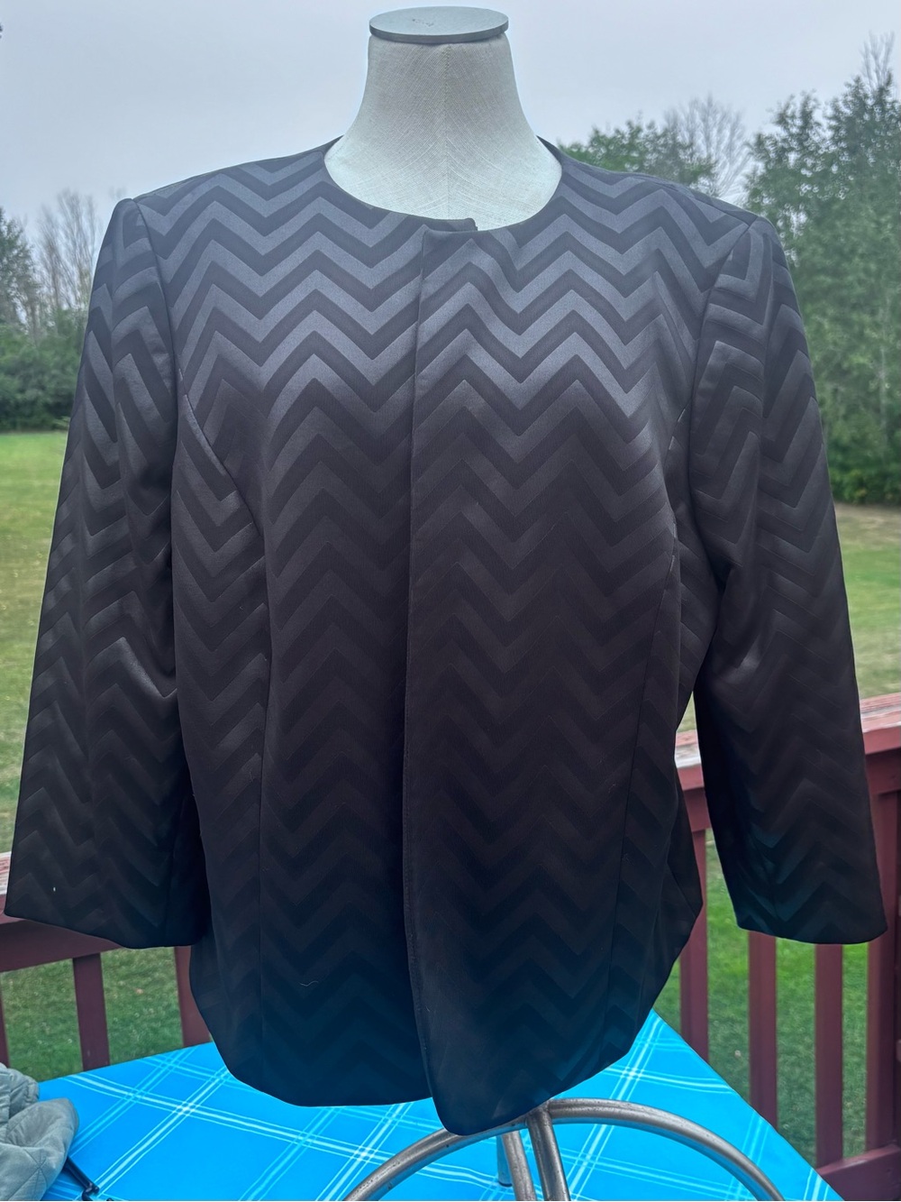 Women's Black Chevron-Texture Open Blazer